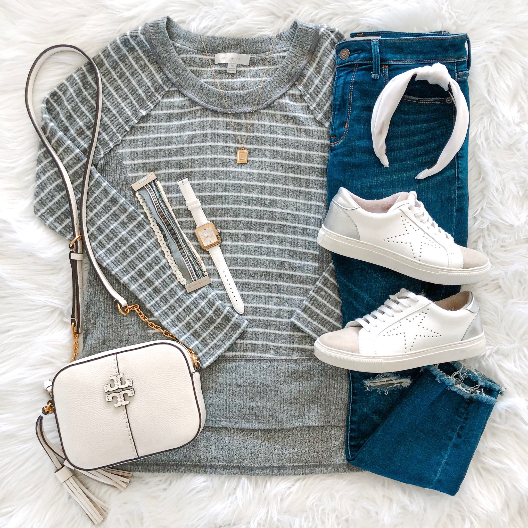 This outfit is old BUT this bag is now on sale in 3 new colors! 

#LTKsalealert #LTKstyletip