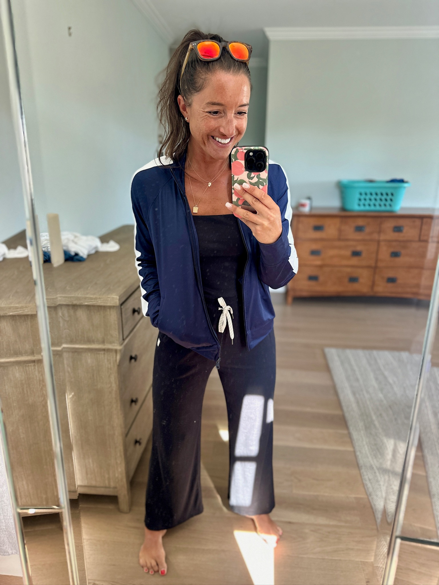 Here’s a fun and relaxed look that’s perfect for any casual day out or cozy day in, featuring this chic Aerie set! The zip-up jacket and comfy drawstring pants are just the right combination for both comfort and style. Grab your sunglasses and set the tone for a sun-soaked weekend! #AerieStyle #OOTD #CasualChic

#LTKSeasonal #LTKStyleTip #LTKActive