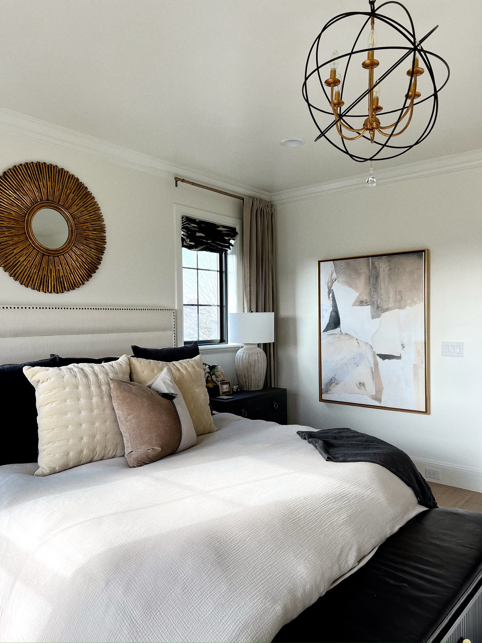 Bedding Details

Bedroom. Duvet. Comforter. Decor. Sheets. 