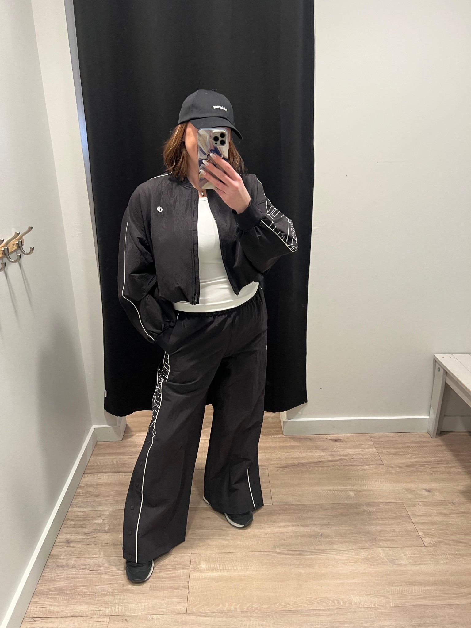 Lululemon black crinkle nylon jacket and matching pant set ! 

#LTKfitnessgoals #LTKMidsize #LTKActive