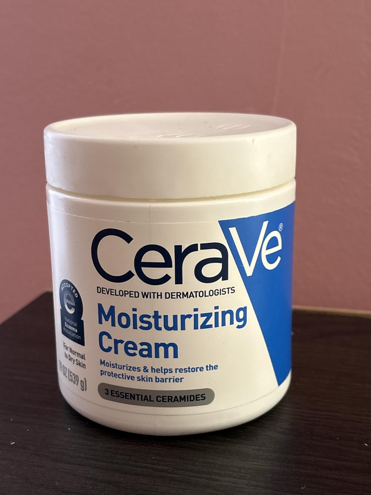 CeraVe Moisturizing Cream, Body and Face Moisturizer for Dry Skin, Body Cream with Hyaluronic Acid and Ceramides, Daily Moisturizer, Oil-Free, Fragrance Free, Non-Comedogenic, 19 Ounce | Amazon (US)