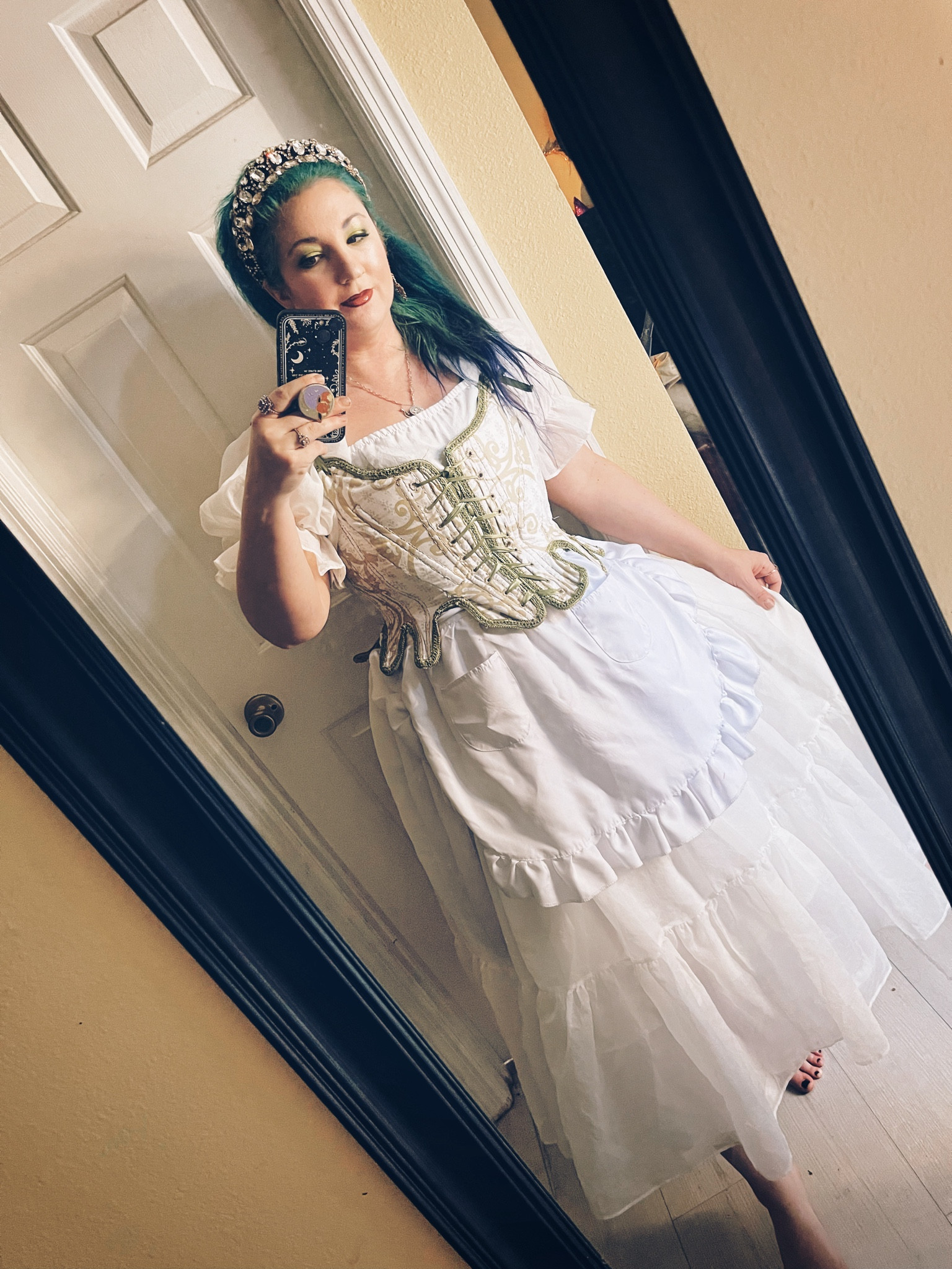 Todays outfit includes a pair of stays I made. And a simple white dress. And how I keep my dresses clean throughout the day? Aprons. That’s it,aprons. 🫣😊🫶🏻
I’ll link to my outfit. The stays are made from a thrifted silk pillow case. 
#selkie 
#dopaminedressing
#outfitinspo
#outfitoftheday 
#ootd
#handmade
#handsewn
#sewing 

#LTKFindsUnder50 #LTKStyleTip #LTKOver40