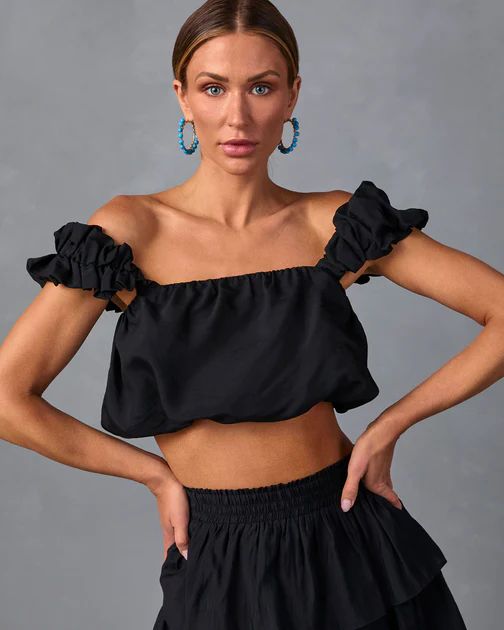Easy To Love Bubble Hem Crop Top - Black | VICI Collection