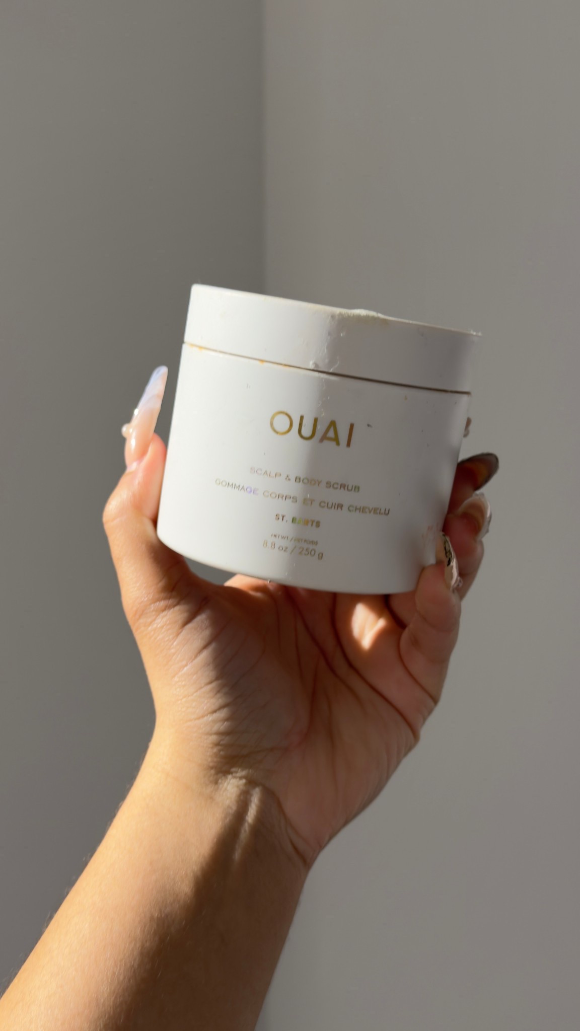 The Ouai has some goodies in there arsenal like this scalp and body scrub. I love using this with an exfoliating glove for the best results and it smells divine! The anti-dandruff shampoo,leave in conditioner, thick hair treatment mask and curl creme are also 10/10!

#LTKFindsUnder50 #LTKBeauty