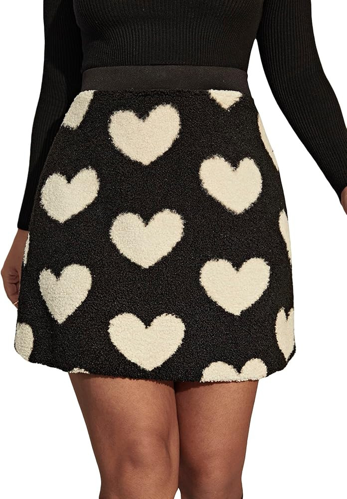 WDIRARA Women's Plus Size High Waist Heart Print Fuzzy A Line Mini Skirt | Amazon (US)