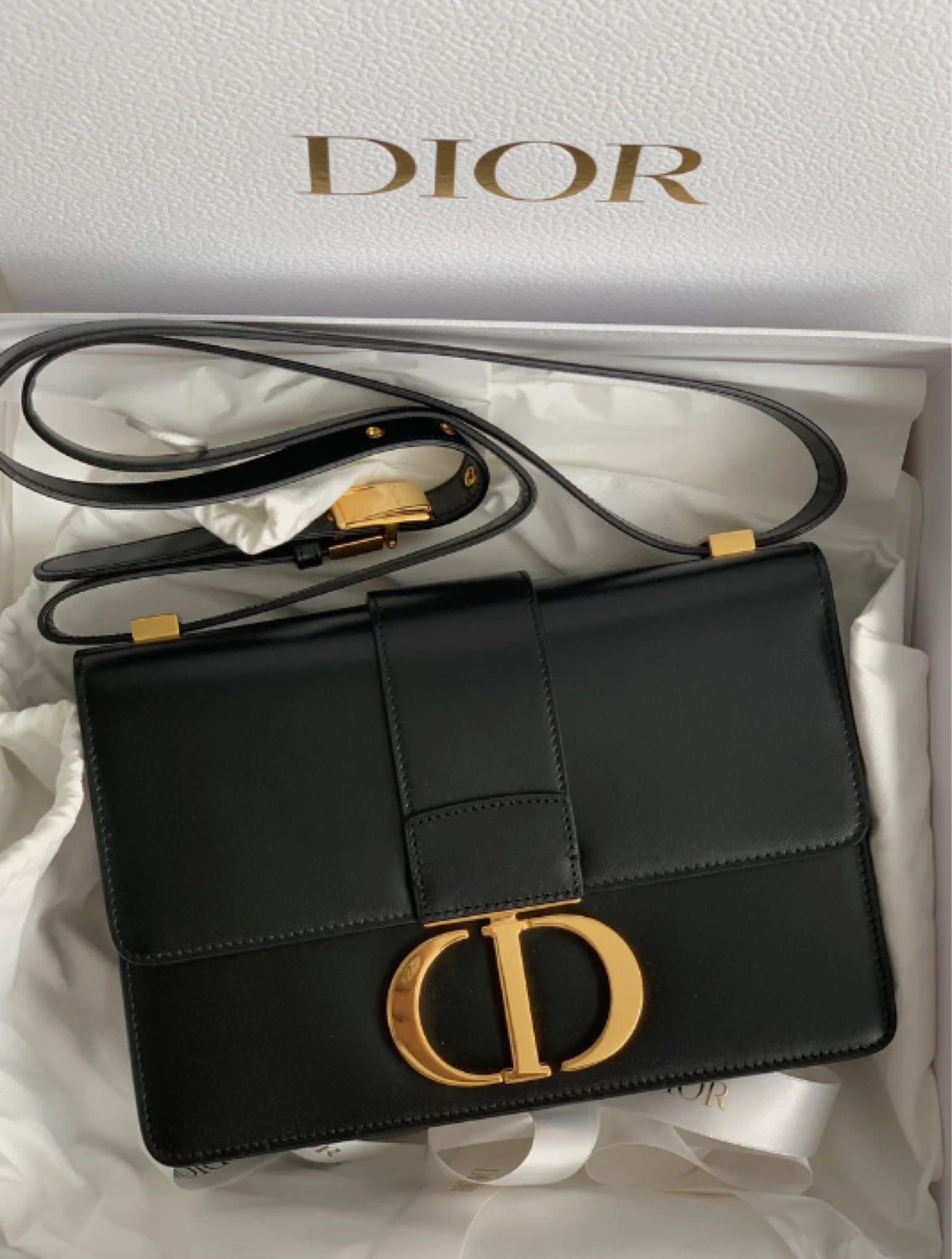 Dior Montaignes 🖤 $74 https://bit.ly/3jpnscL #dhgate

#LTKFind #LTKunder100 #LTKSale