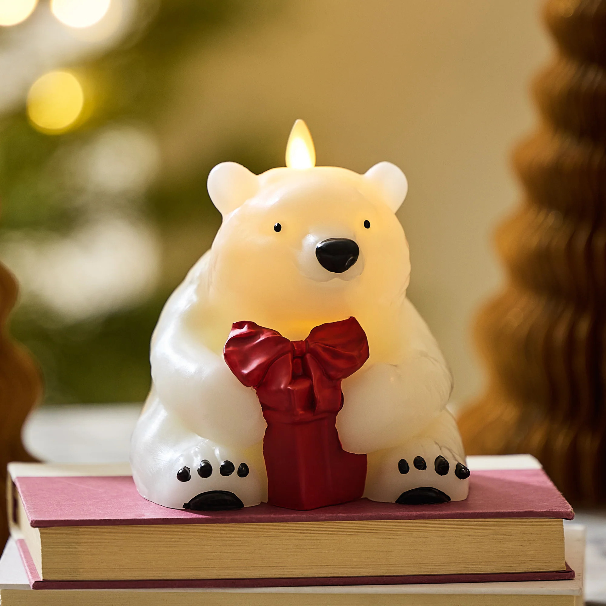 Star White Flameless Candle Polar Bear | Luminara