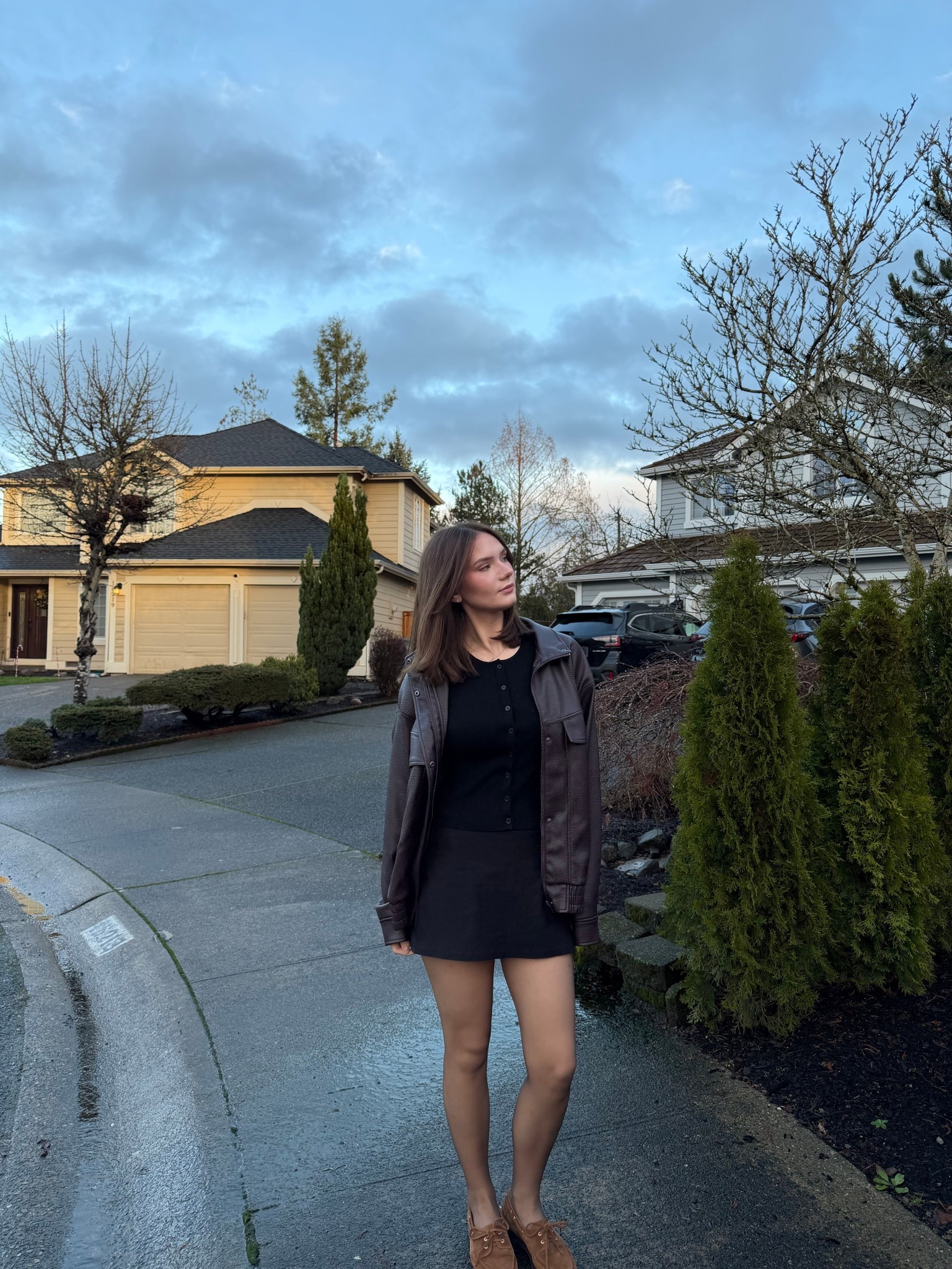 Size M/L in jacket! 

#LTKHoliday #LTKootd #LTKU