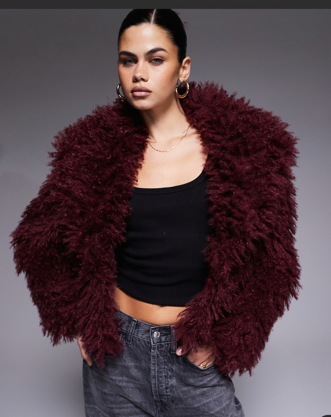Amazing faux fur coat!! #outerwear #fauxfur 