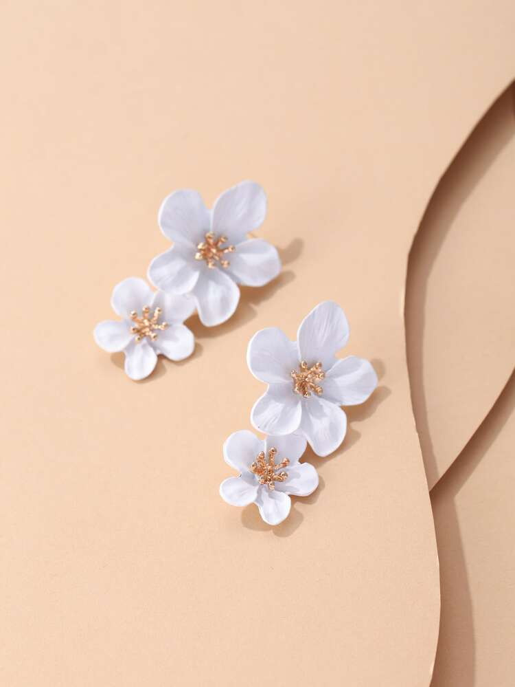 2pairs Flower Decor Drop Earrings | SHEIN