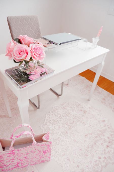 White and pink home office 

#LTKFind #LTKSeasonal #LTKhome