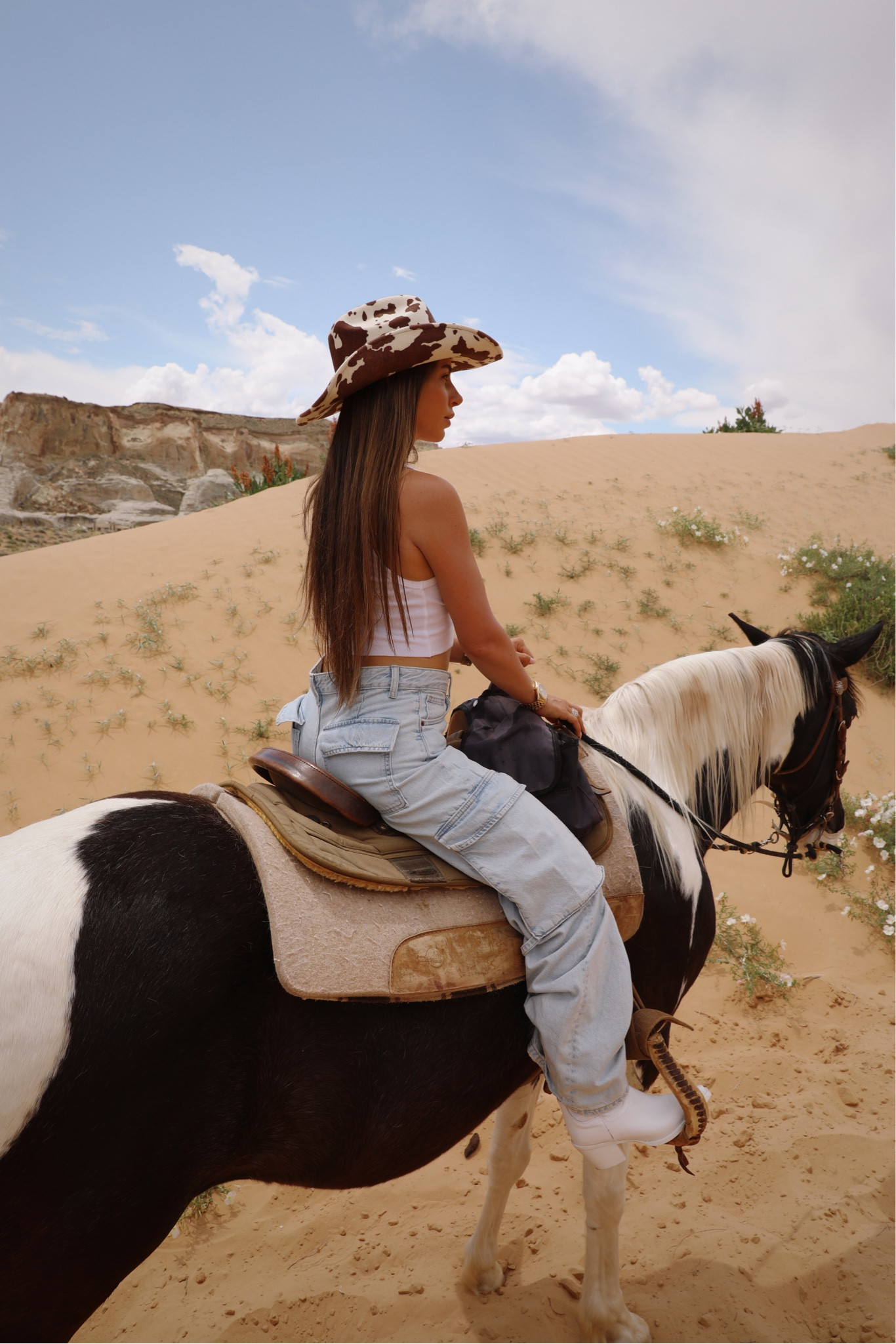 Cargo Cowgirl @ Amangiri. These jeans are the vibe for summer 

#LTKSeasonal #LTKstyletip