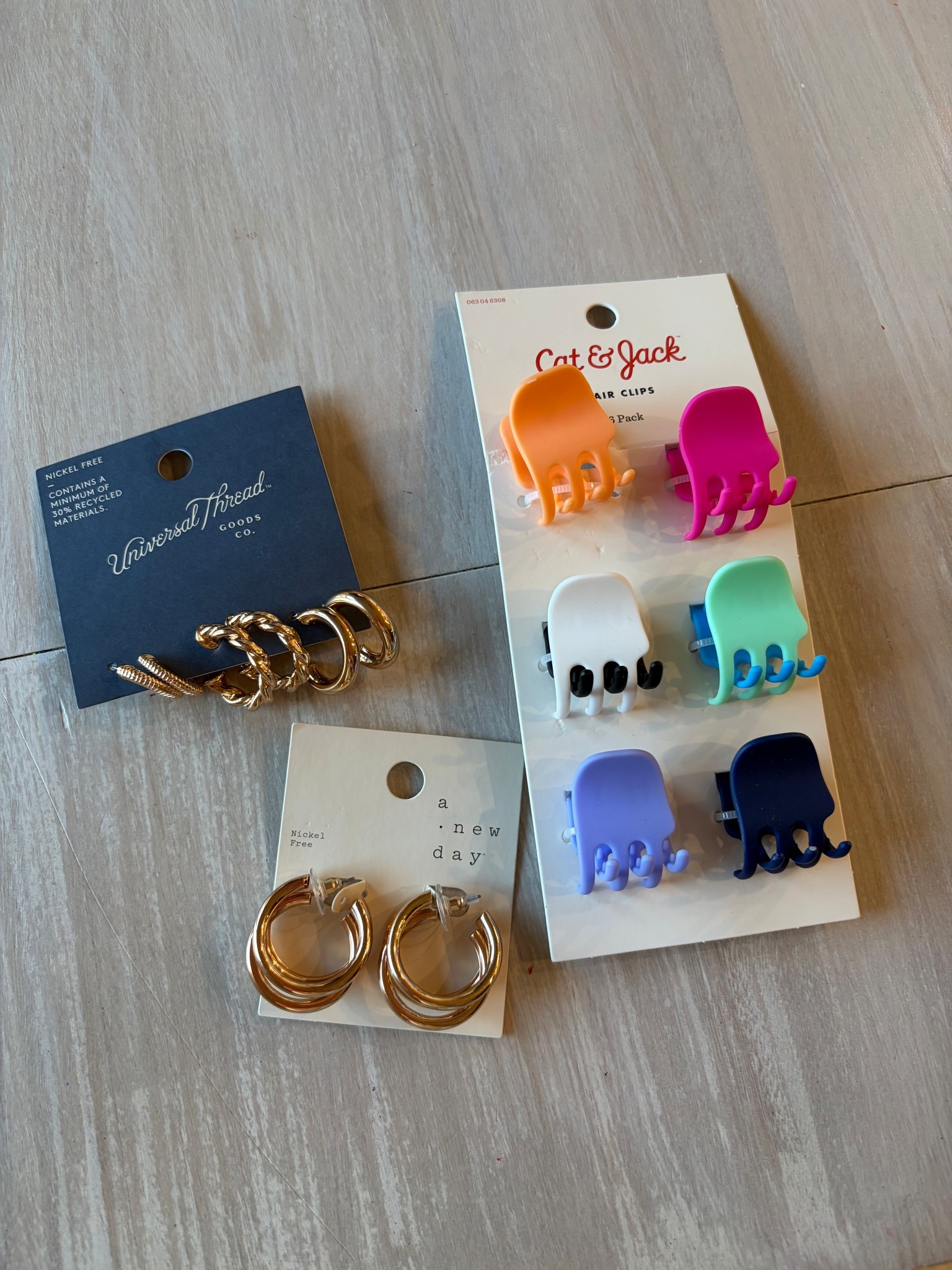 Fun Christmas stocking stuffers! 

Christmas. Chunky hoops. Hair clips. Target. Stocking. 

#LTKGiftGuide #LTKBeauty #LTKgrwm