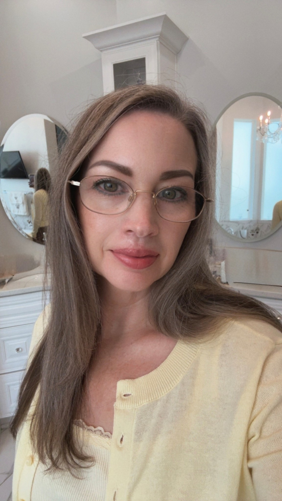 I’ve discovered the perfect makeup shades to complement this season’s trending color, butter yellow 💛. Thrive Causemetics has been a favorite of mine for quite a while. Their shimmer sticks are super easy to apply and blend, making your morning routine so much simpler. It’s ideal for those busy days when you still want to look polished and put-together.

I've tagged the exact shades I'm wearing below. Here’s how I love to wear the shimmer eye sticks:
- Stella all over the eyelid
- Tara in the crease, blended with your finger or a cream eyeshadow brush for a seamless finish
- Sheena on the lid and under the eye
- Jade as an eyeliner 
Tip: 
I like to use the eyeliner brush to gently smudge the liner for a softer effect.

For my lips, I start with the Jillian lip liner to define and fill in, then finish with the Taylor lip plumping gloss for a lovely shine. 


#LTKmorningroutine #LTKBeauty #LTKOver40