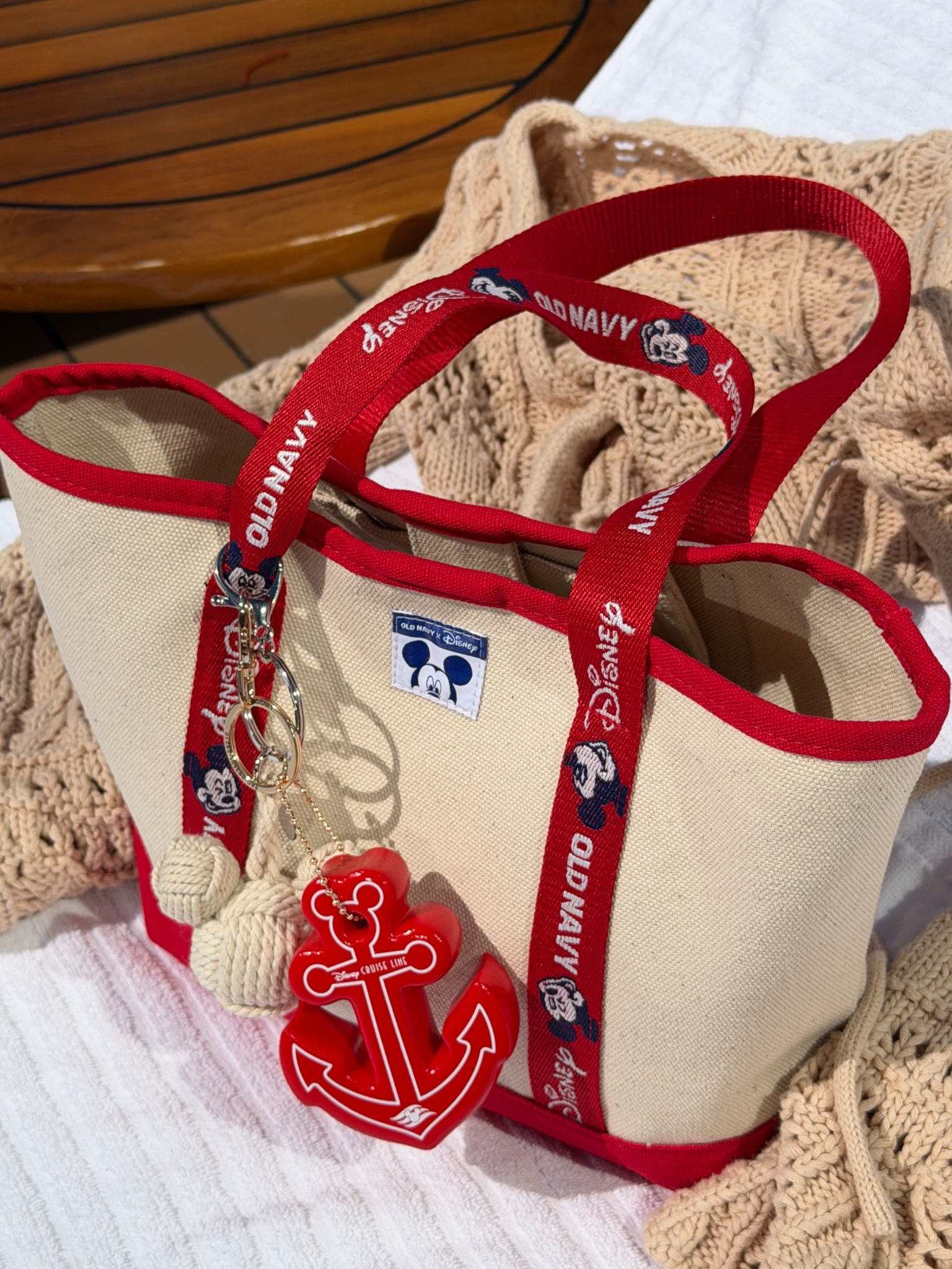 Disney Cruise Line poolside accessories ♥️🌊🚢✨

Tote: Old Navy
Keychains: Disney Cruise Line (linked on eBay) 

Ig: @jkyinthesky 

#disney #disneystyle #disneycruise #disneycruiseline #disneyaccessories #disneyvacation #disneygirl #disneystyleinspo #summerstyle #summeraccessories #summeraesthetic #cruisestyle #cruiseaccessories #cruisevacation

#LTKootd #LTKdayinmylife #LTKHome