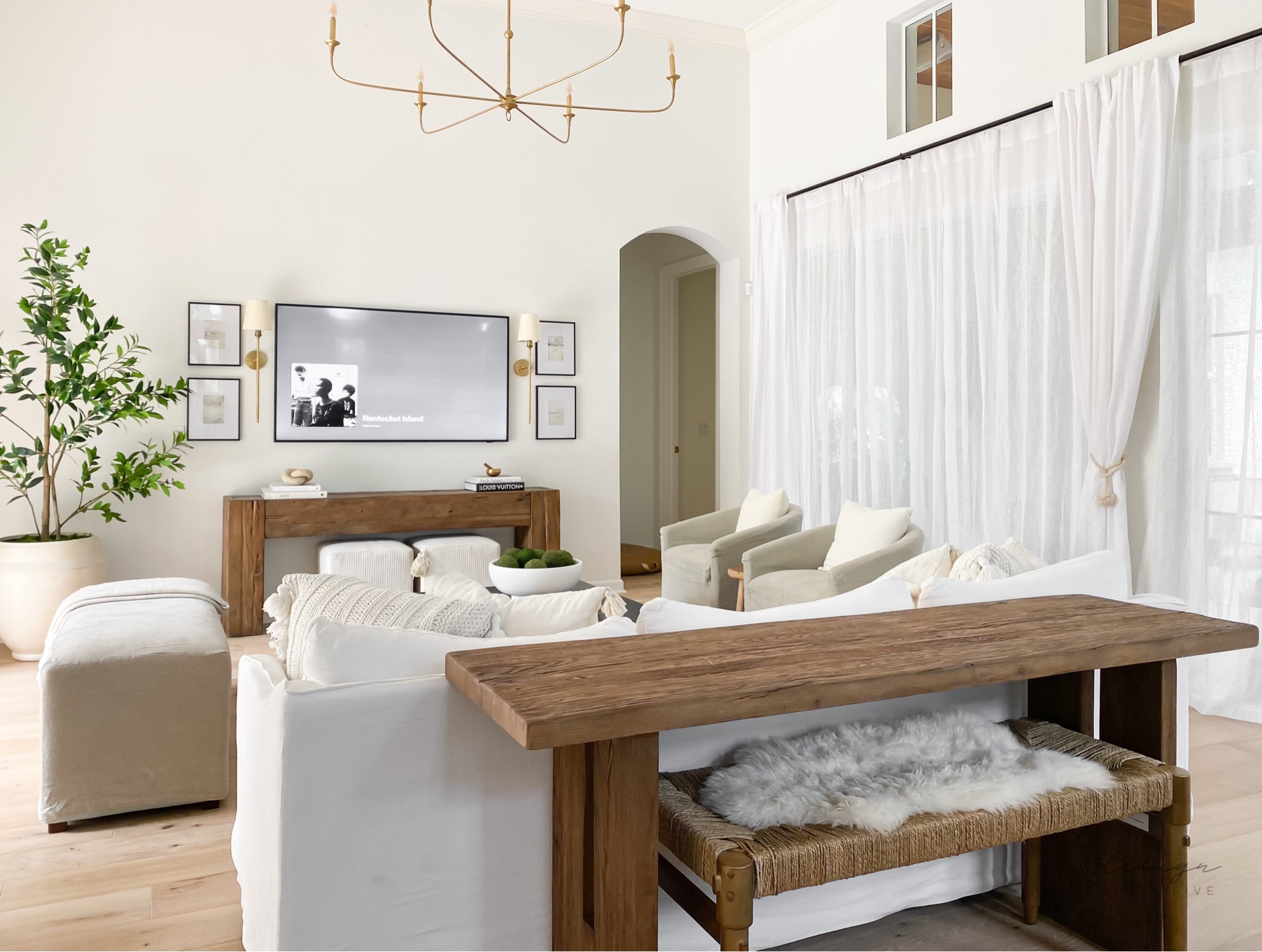 Such a good deal on these white linen curtains!

#LTKhome