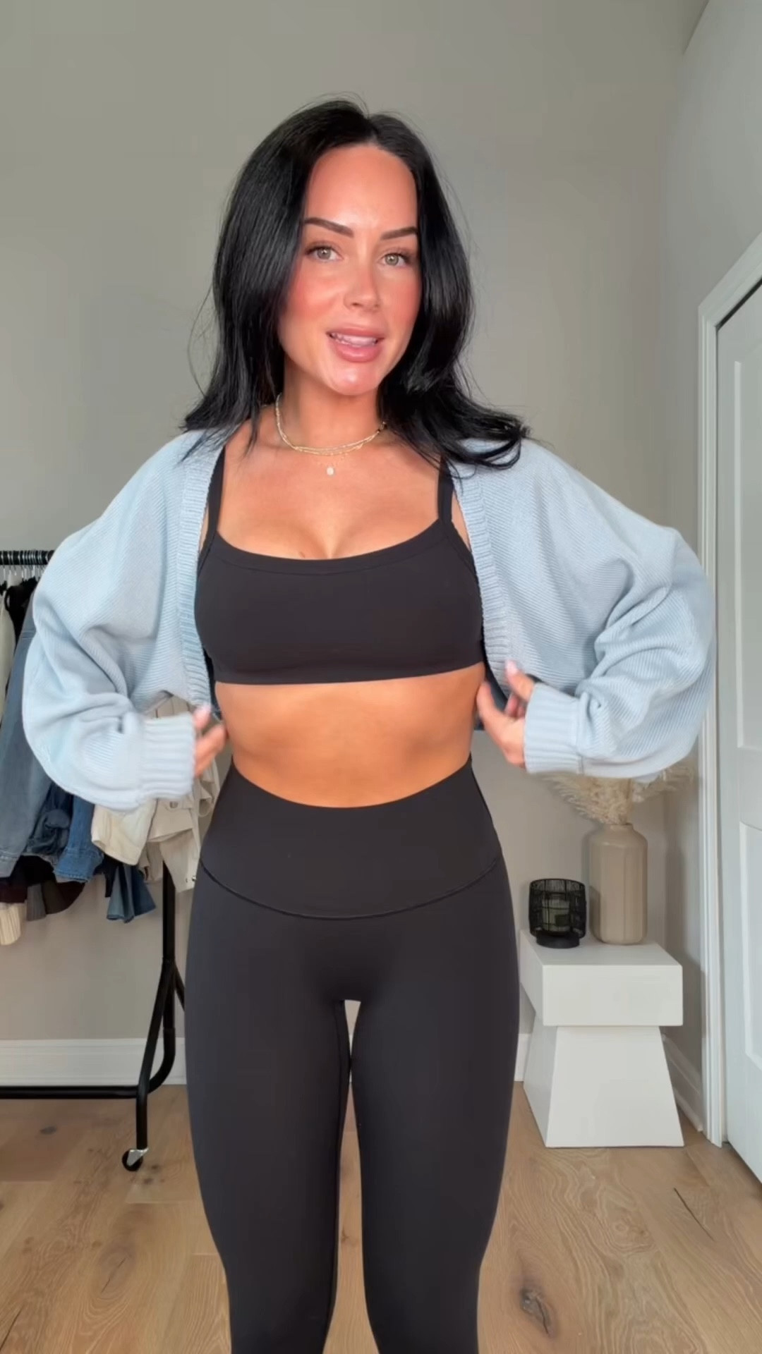 RUN 🏃‍♀️ Aritzia sale essentials you don’t want to miss ✨

  @aritzia #aritziapartner
My Sizing 5'7, 145lbs, 32dd
I’m wearing size small tops, size 4 26” legging 





#LTKfitnessgoals #LTKSaleAlert #LTKActive