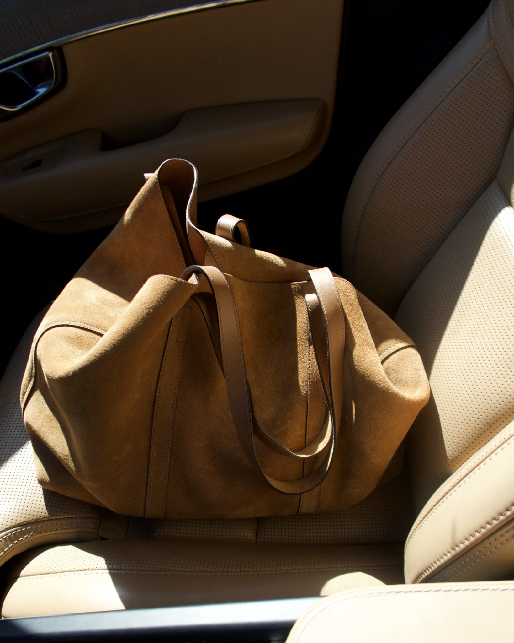 Brown suede bag 🤎



Sézane
Fall bag
Fall style

#LTKSeasonal #LTKItBag #LTKStyleTip