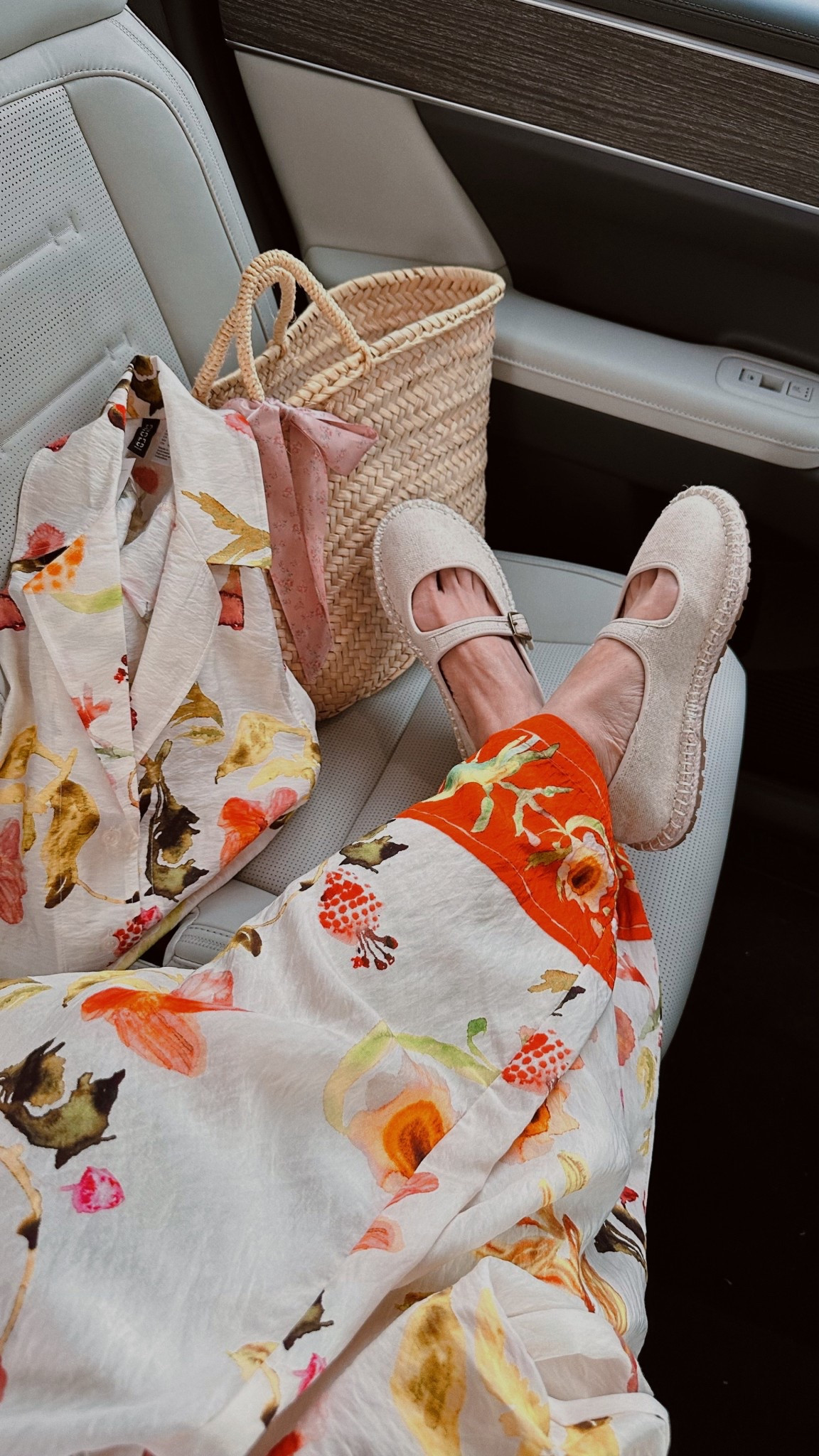 Yes, I did get these under $15 Mary -jane espadrille flats in color natural and navy. 🤪

Pants and shirt are from HM — sold out already, so I linked a couple similars. 

#LTKSeasonal #LTKSaleAlert #LTKFindsUnder50