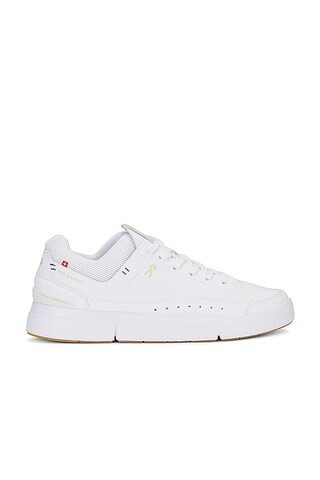On The Roger Centre Court Sneaker in White & Gum from Revolve.com | Revolve Clothing (Global)