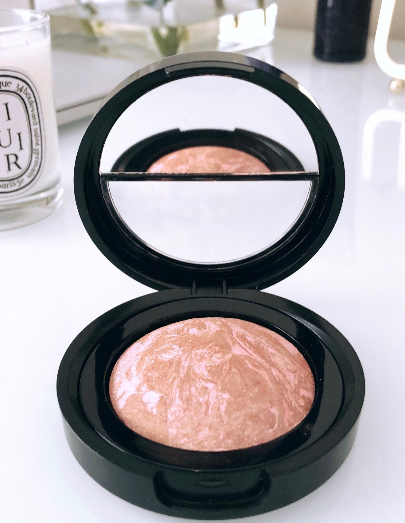 This Laura Geller baked blush has been in my collection for years and it’s still one of my favorites. The perfect soft, luminous finish that never goes out of style.👌🏻😍

#LTKFindsUnder50 #LTKFindsUnder100 #LTKBeauty