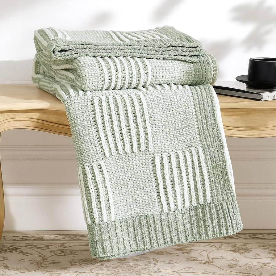 Amélie Home Checkered Knit Throw Blanket for Couch, Chenille Texture Decorative Soft Blanket for... | Amazon (US)