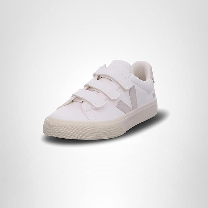 Veja Women's Recife Logo Sneakers | Amazon (US)