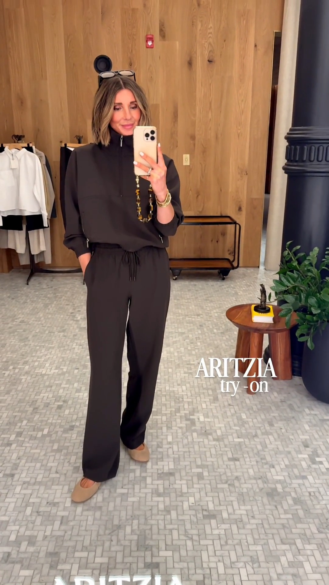 @Aritzia try-on! This brown matching set is so chic and great for travel or running errands.