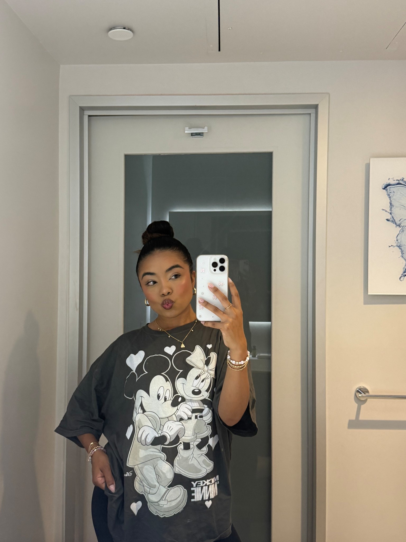 Disney tee 🐭

#LTKTravel #LTKFindsUnder50 #LTKStyleTip