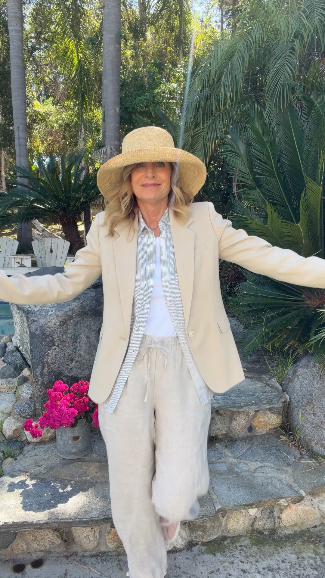 Who’s ready for warm weather?
This will be your goto Spring linen outfit! You look chic and effortless! Perfect travel look! 


#LTKootd #LTKTravel #LTKOver40