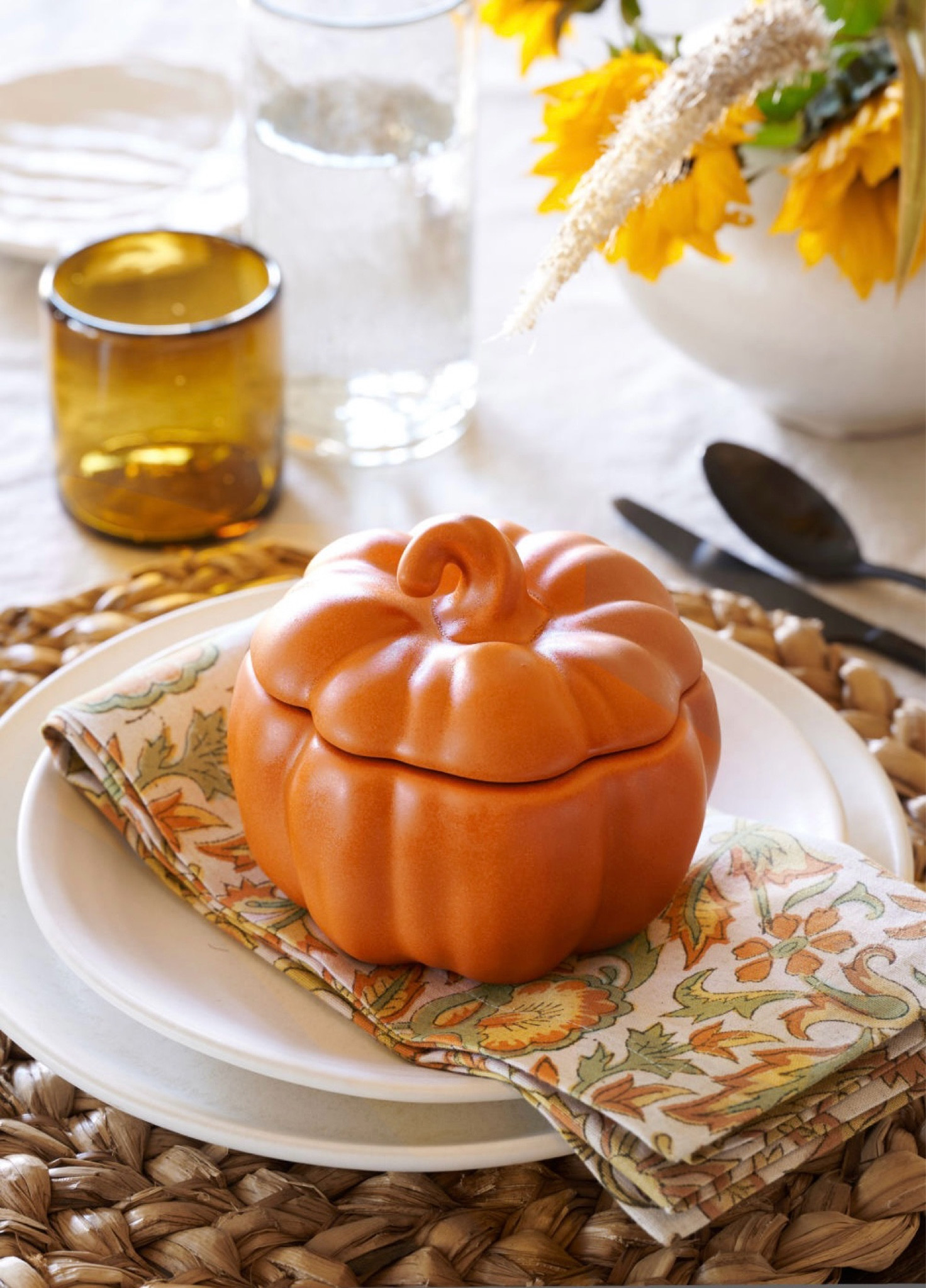 Pretty Fall table setting

Pumpkin ceramic bowl, fall glasses, fall tableware, pottery barn fall

#LTKFindsUnder50 #LTKU #LTKHome