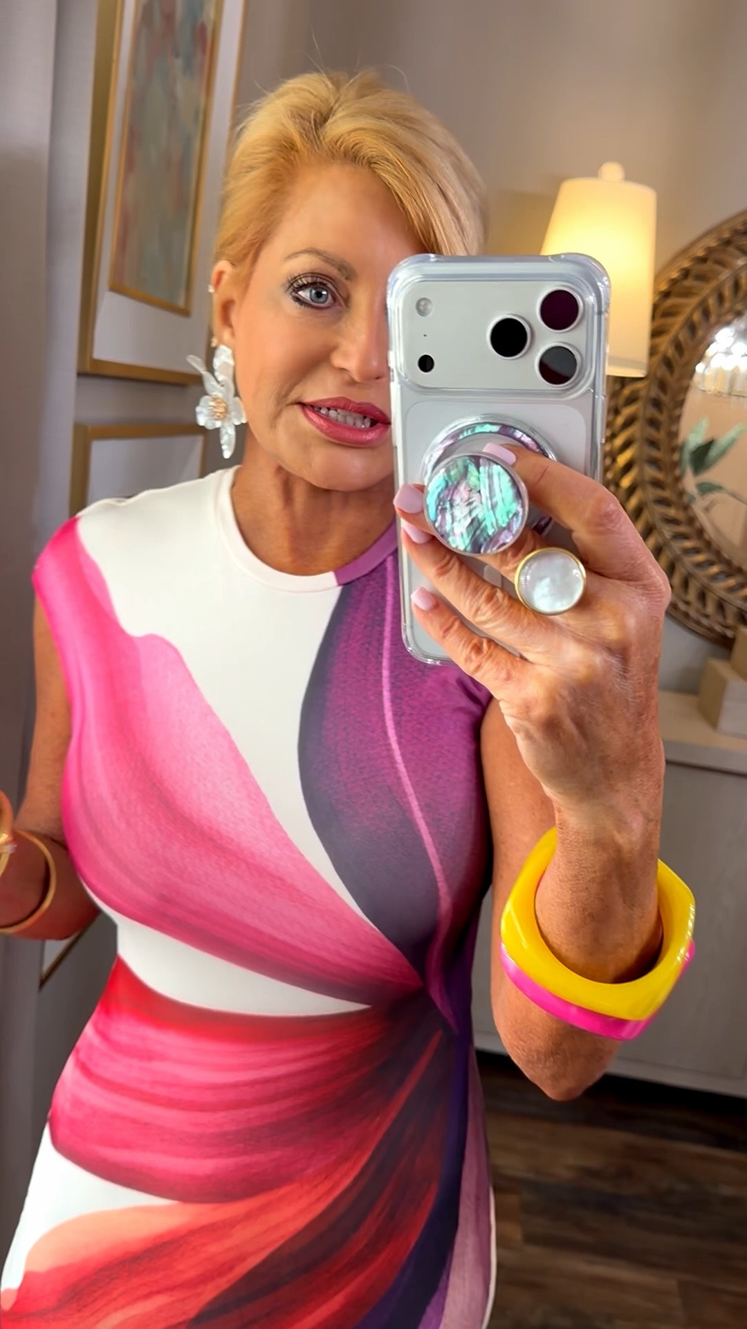 I’m wearing a med in both 

#LTKgrwm #LTKOver40 #LTKTravel