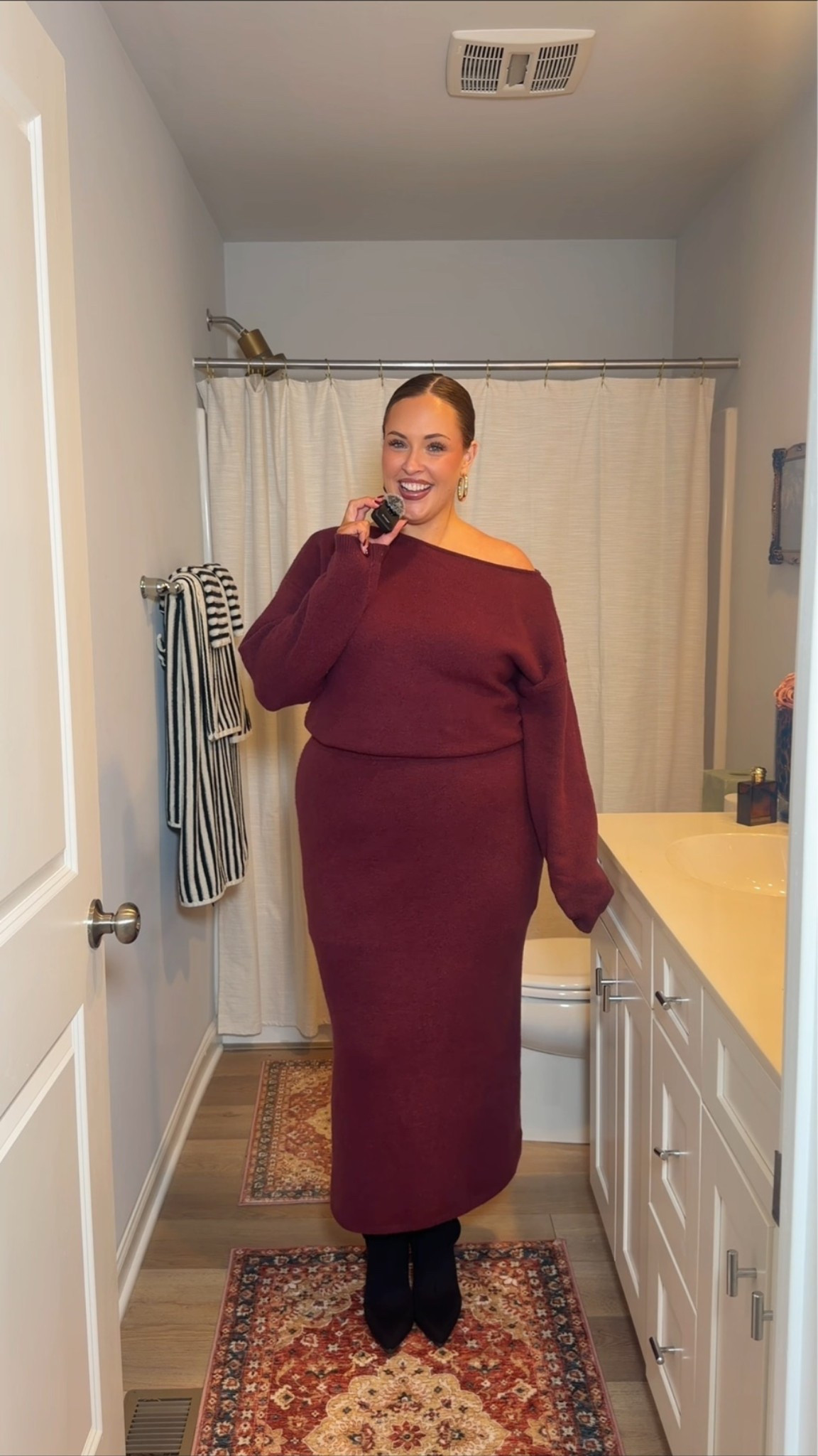 Wearing an xl!

#LTKPlusSize #LTKMidsize #LTKSaleAlert