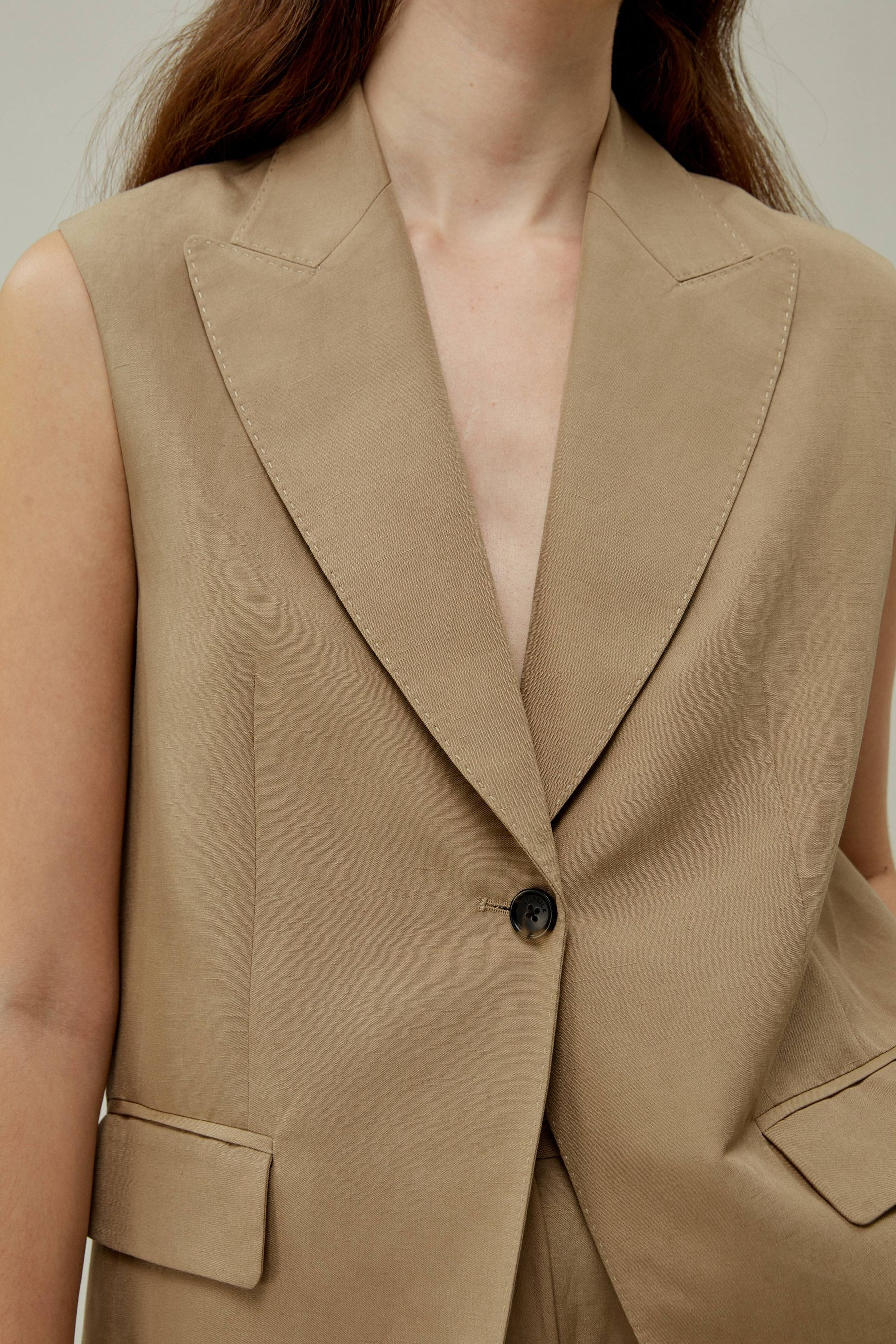 Single Button Sleeveless Lapel Blazer | LilySilk