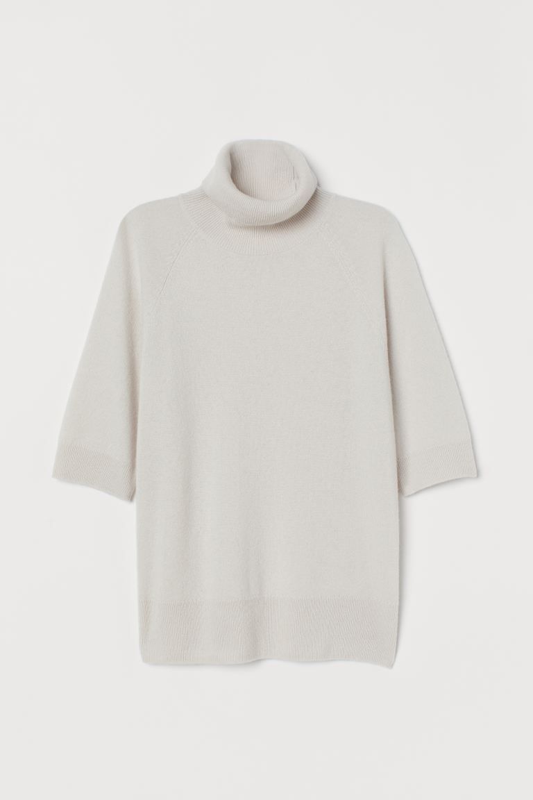 Jumper in soft, fine-knit cashmere with a ribbed polo neck, short raglan sleeves with ribbed trim... | H&M (UK, MY, IN, SG, PH, TW, HK)