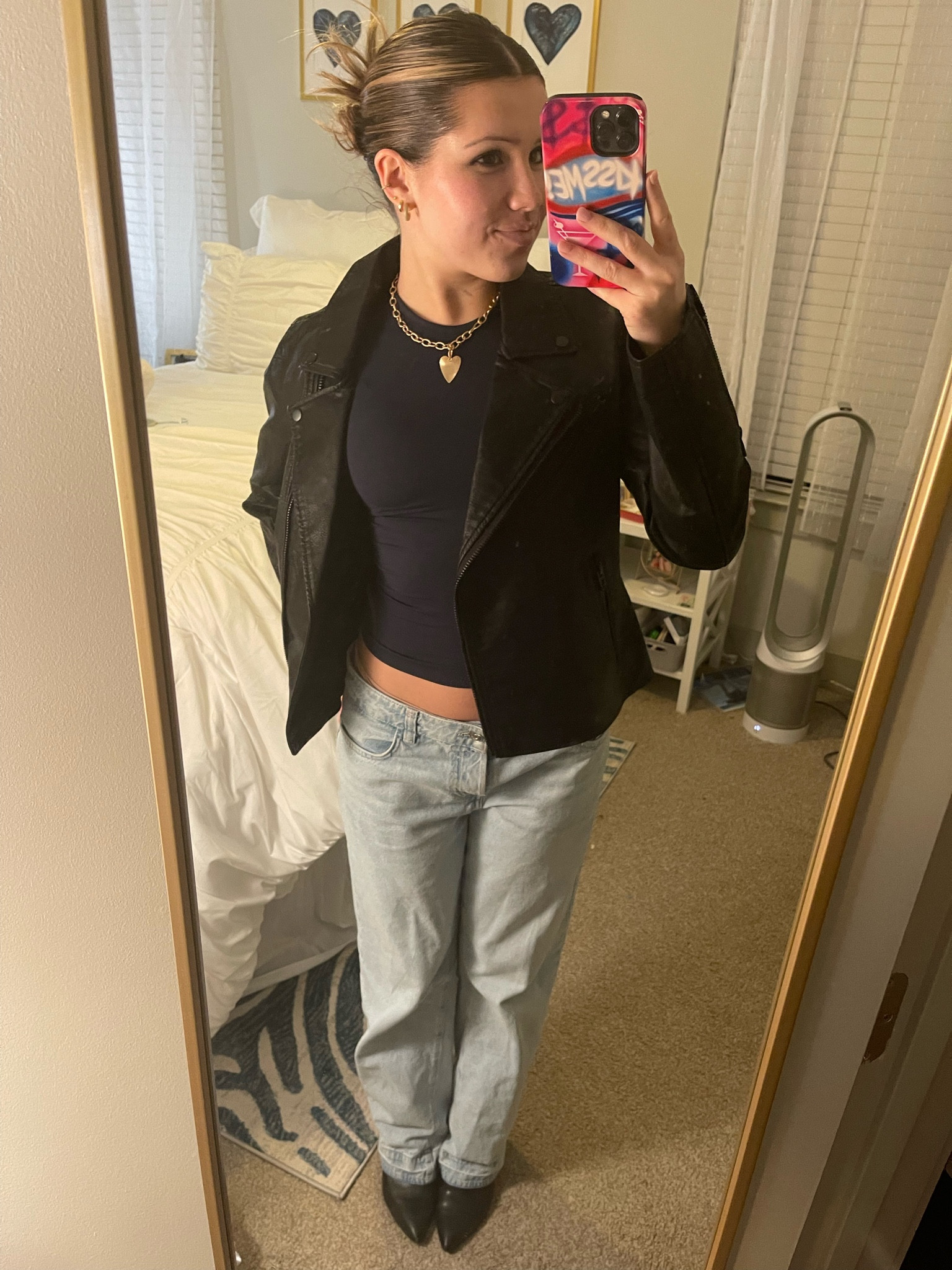 Night out!
My jeans are #zara and code is 6164/060/406/38 

#LTKparties #LTKbeauty