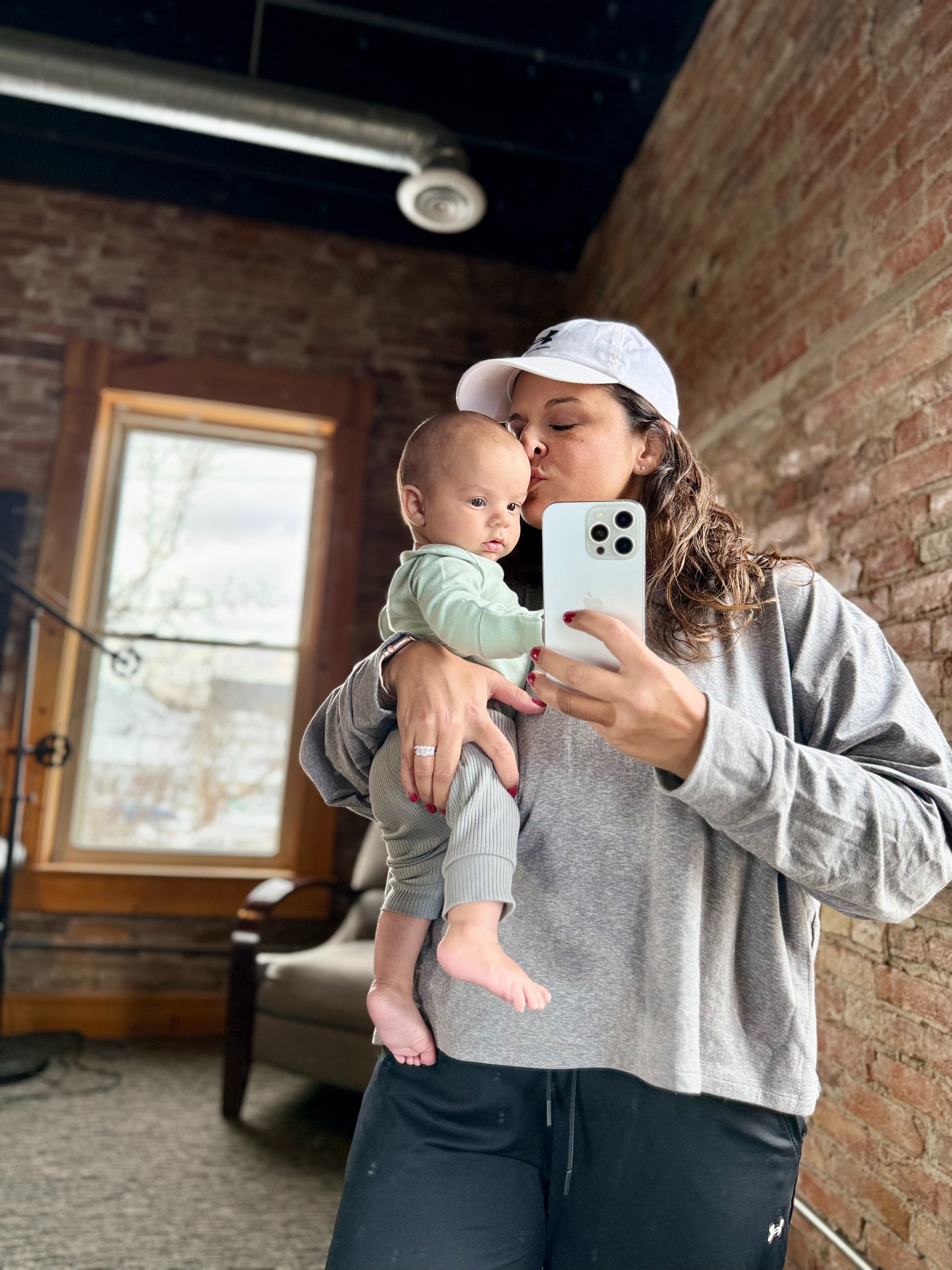  My current uniform: boxy top, HeatGear joggers, and a trusty white baseball cap 🤍
Easy, comfortable, and still feels put together — which is all I’m asking for these days.

The boxy long sleeve is that perfect relaxed fit (not tight, not clingy), and the HeatGear joggers are lightweight, breathable, and so comfy for workouts, walks, and just living life. Add a white baseball cap and it’s basically my go-to look all spring and summer — it goes with everything.

Also… how has he gotten so big already? 🥹

And yes — this is the BEST time to shop because Under Armour’s Semi-Annual Event is live:
• Up to 50% off
• Tons of new markdowns (they only do this twice a year)
• Extra 50% off with code EXTRA50
• Plus 15% off sitewide with code UA15
• Free shipping on $50+


#underarmour #ad @underarmour 

 #LTKgrwm #LTKfitnessgoals #LTKBaby