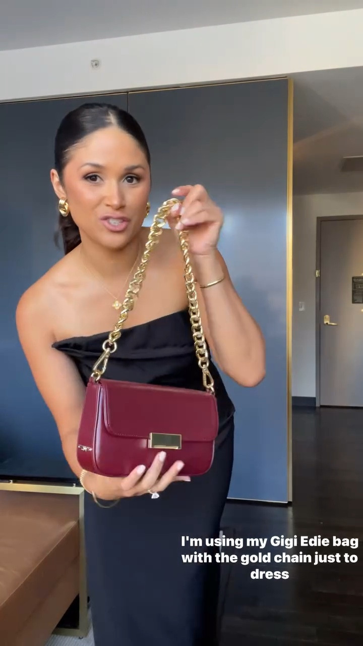 Always wear my @lillylashes to make my eyes pop! Take 15% OFF my  @giginewyork bag with code: HAUTE15
Wearing sz small in this gown from @revolve!
#revolveme #giginewyork #formalgown 

#LTKCon #LTKItBag #LTKWedding