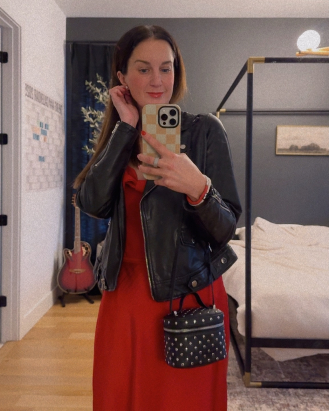 This little purse was perfection for Valentine’s Day! 👛 

#LTKFindsUnder50 #LTKItBag #LTKStyleTip