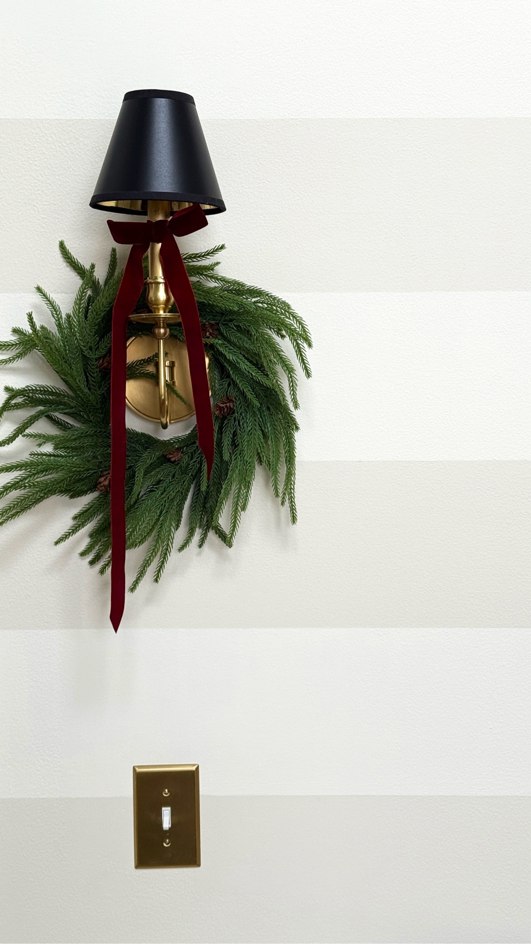 The easiest Christmas vignette! Designer tip- swap your shades, add greenery, then ribbon…

#LTKHoliday #LTKHome #LTKSeasonal