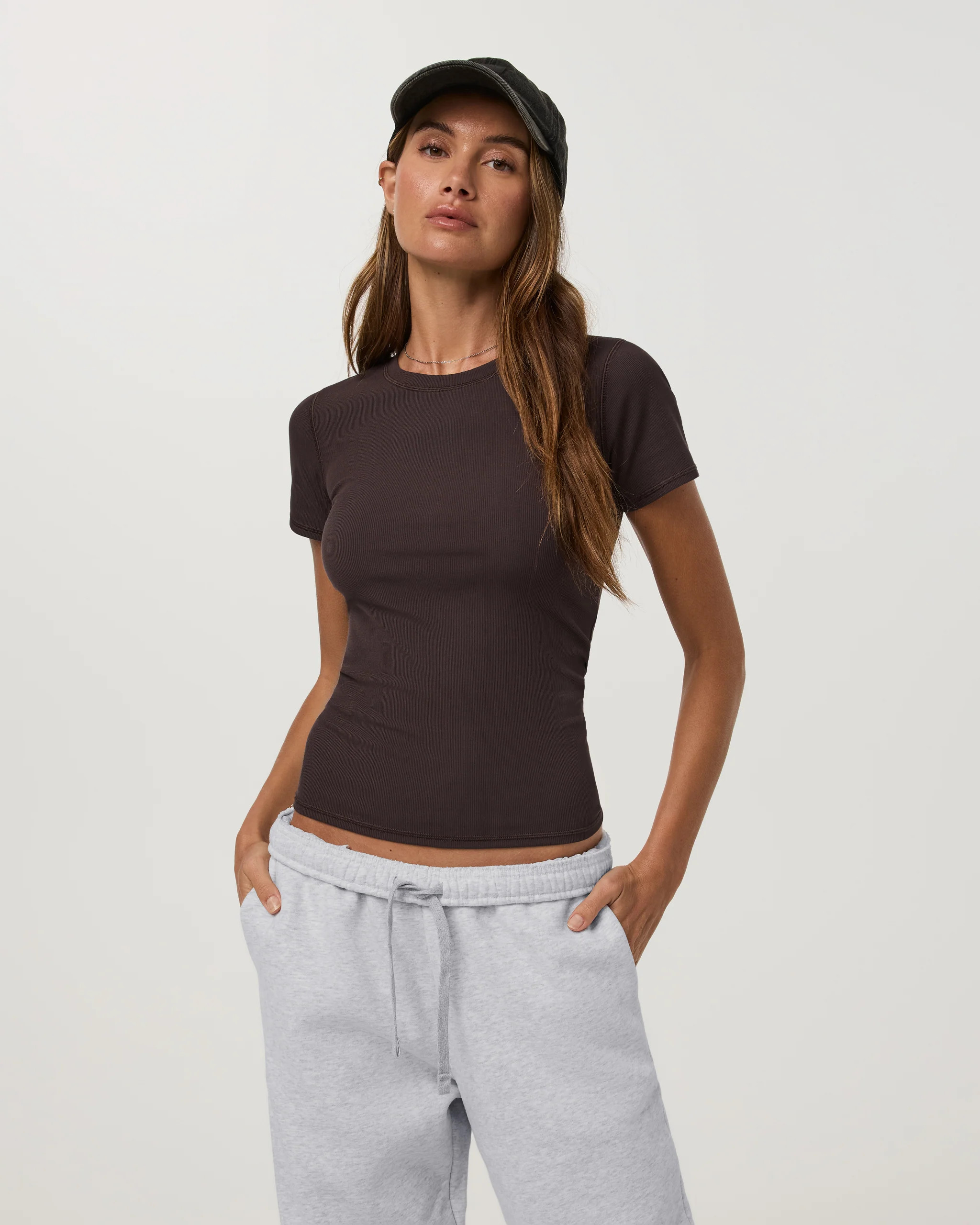 Vuori Pose Fitted T-Shirt Long | French Roast | Small | Vuori Clothing (US & Canada)