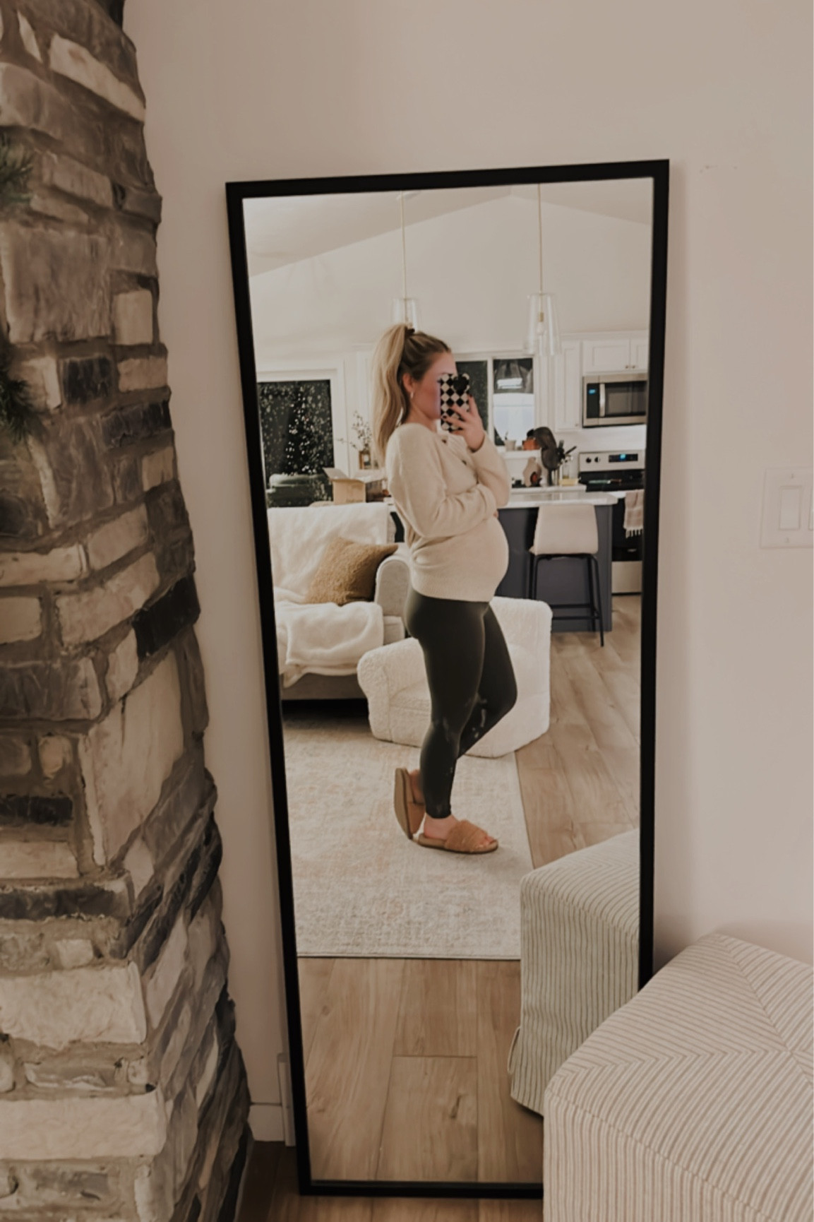 28 weeks already with baby girl 🎄

#LTKbaby #LTKstyletip #LTKbump