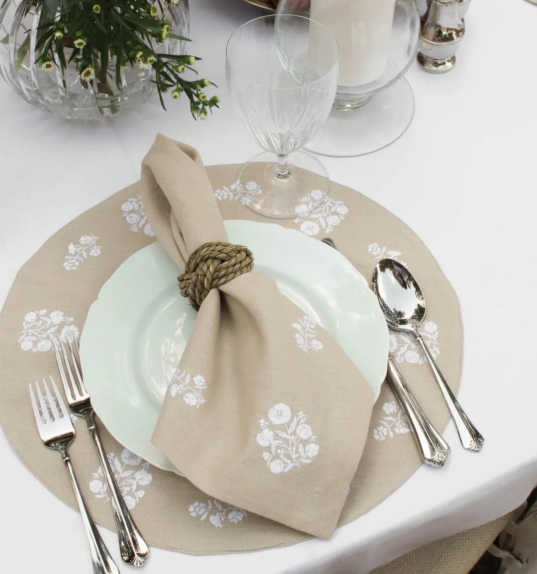 Embroidered Napkin Set of 4, Beige Cloth Napkins, Easter Table Decor | Etsy (US)