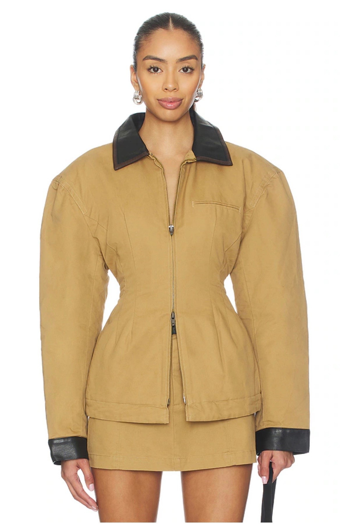 Clinched Jacket 

#LTKSeasonal #LTKMidsize #LTKSaleAlert