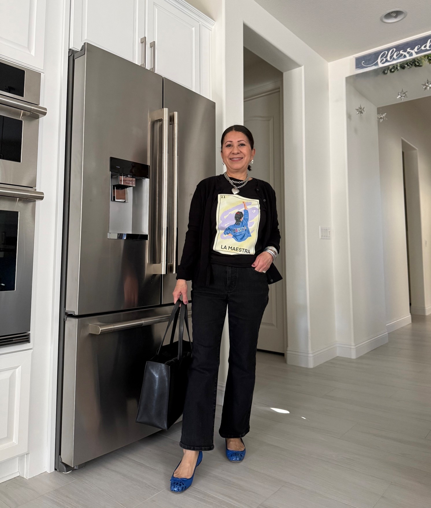 Teacher outfit idea ✏️



La Maestra tee | black Madewell jeans | silver puffy heart necklace | BuDhaGirl all weather bangles 



#LTKPetite #LTKWorkwear #LTKootd