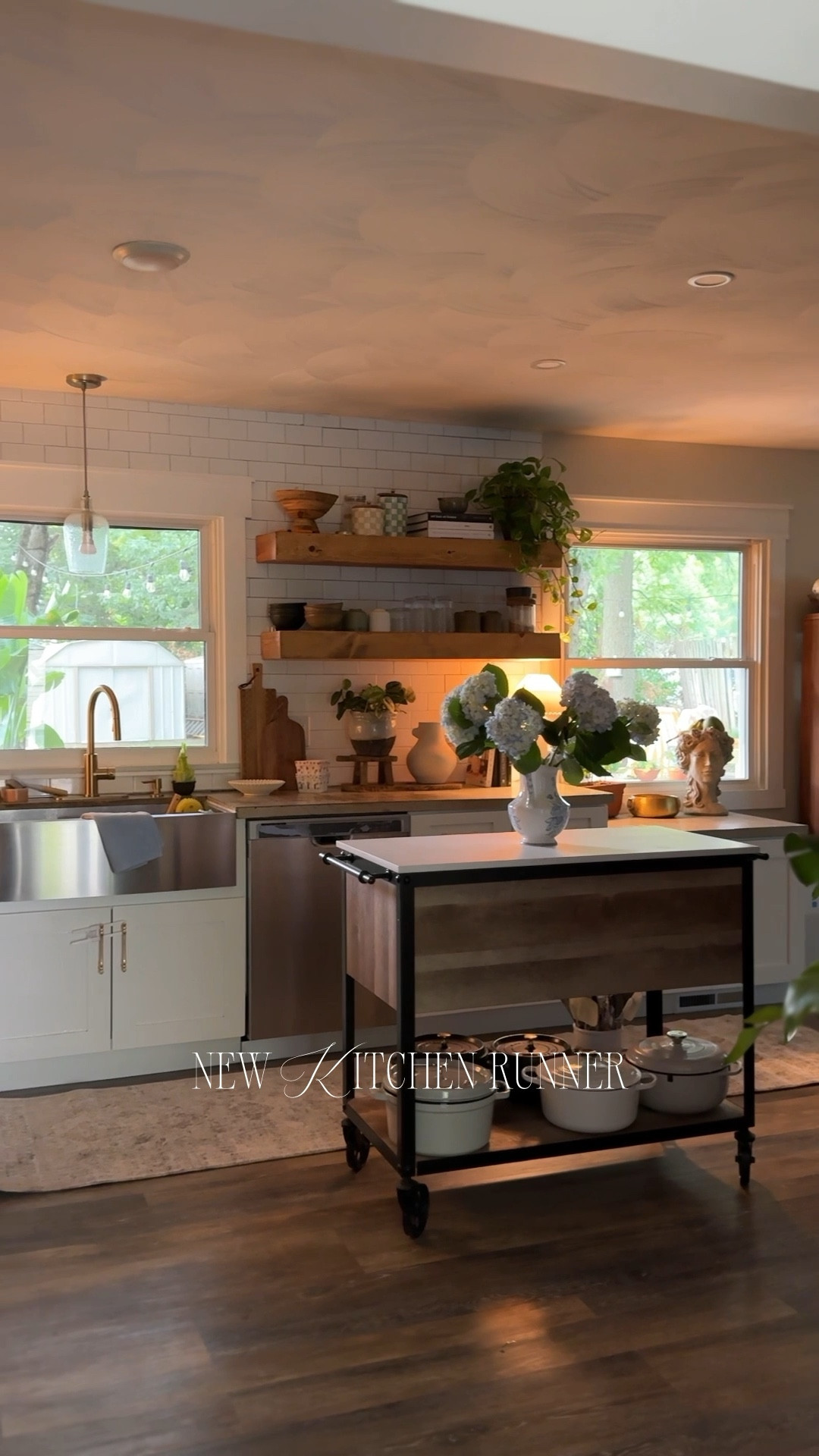 This runner! 😍😍 in the color “Beige/Spice” and we have the 10” long one for this space! It’s so soft, too! 👏🏼

Loloi rugs, kitchen runner, amber Lewis, amber interiors 

#LTKSaleAlert #LTKHome