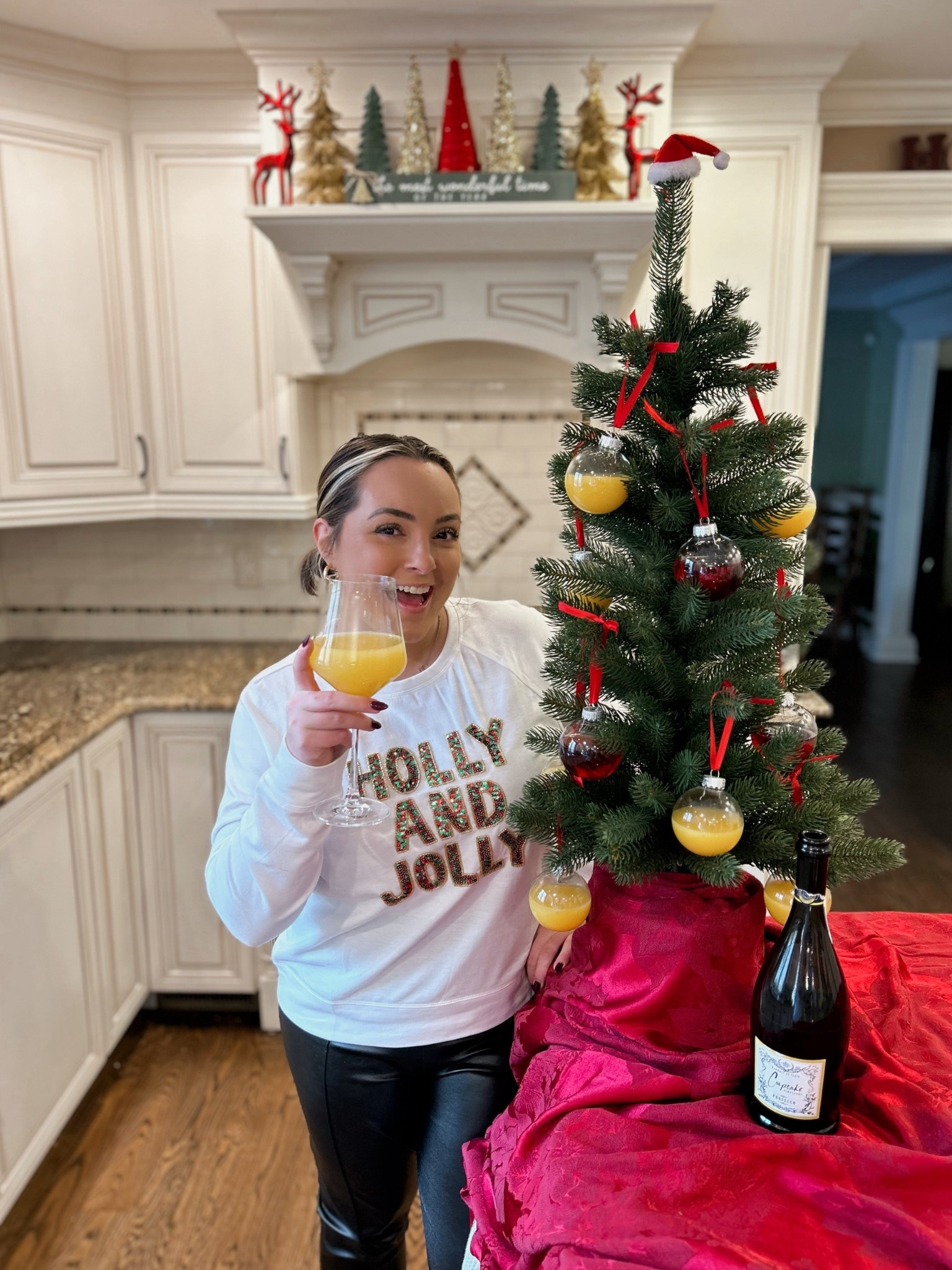 Mimosa Christmas tree🎄🥂

#LTKSeasonal #LTKHome #LTKHoliday