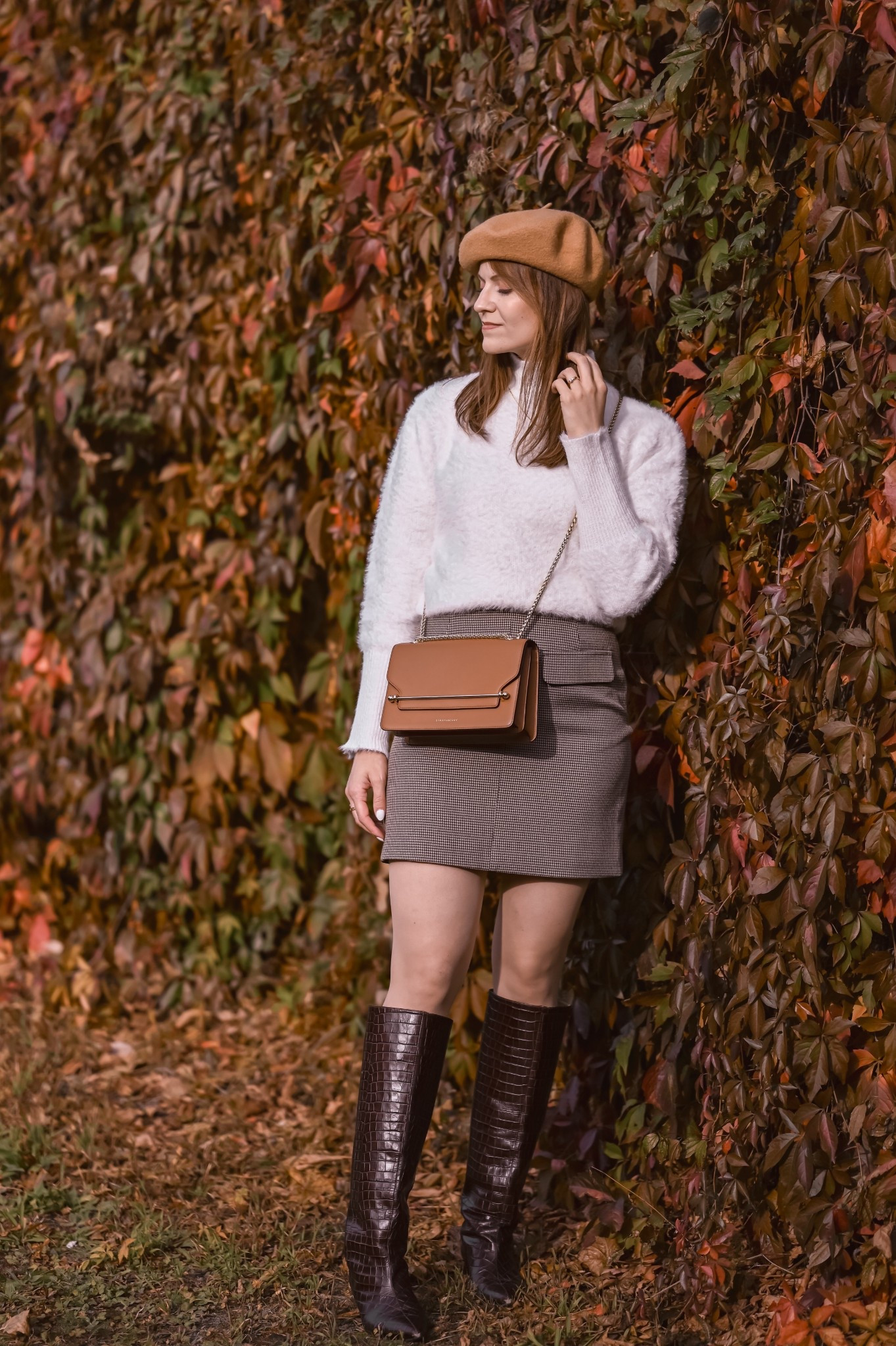 12 autumn outfits 🍁🎀 | Look 9

Tan beret – preloved
White fluffy knit jumper – Chicwish
Brown checked mini skirt – Object
Brown croc effect knee high boots – & other stories
Tan leather cross body bag – Strathberry

If any of these aren’t current or available, I’ve linked alternatives. 🤍


#LTKeurope #LTKstyletip #LTKautumn