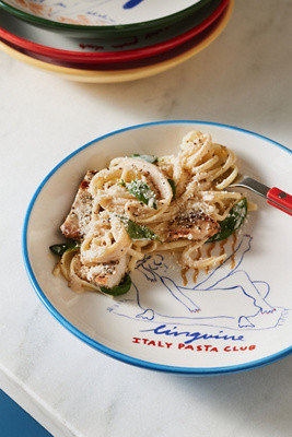 Das Rotes Rabbit Italian Earthenware Pasta Bowl | Anthropologie (UK)