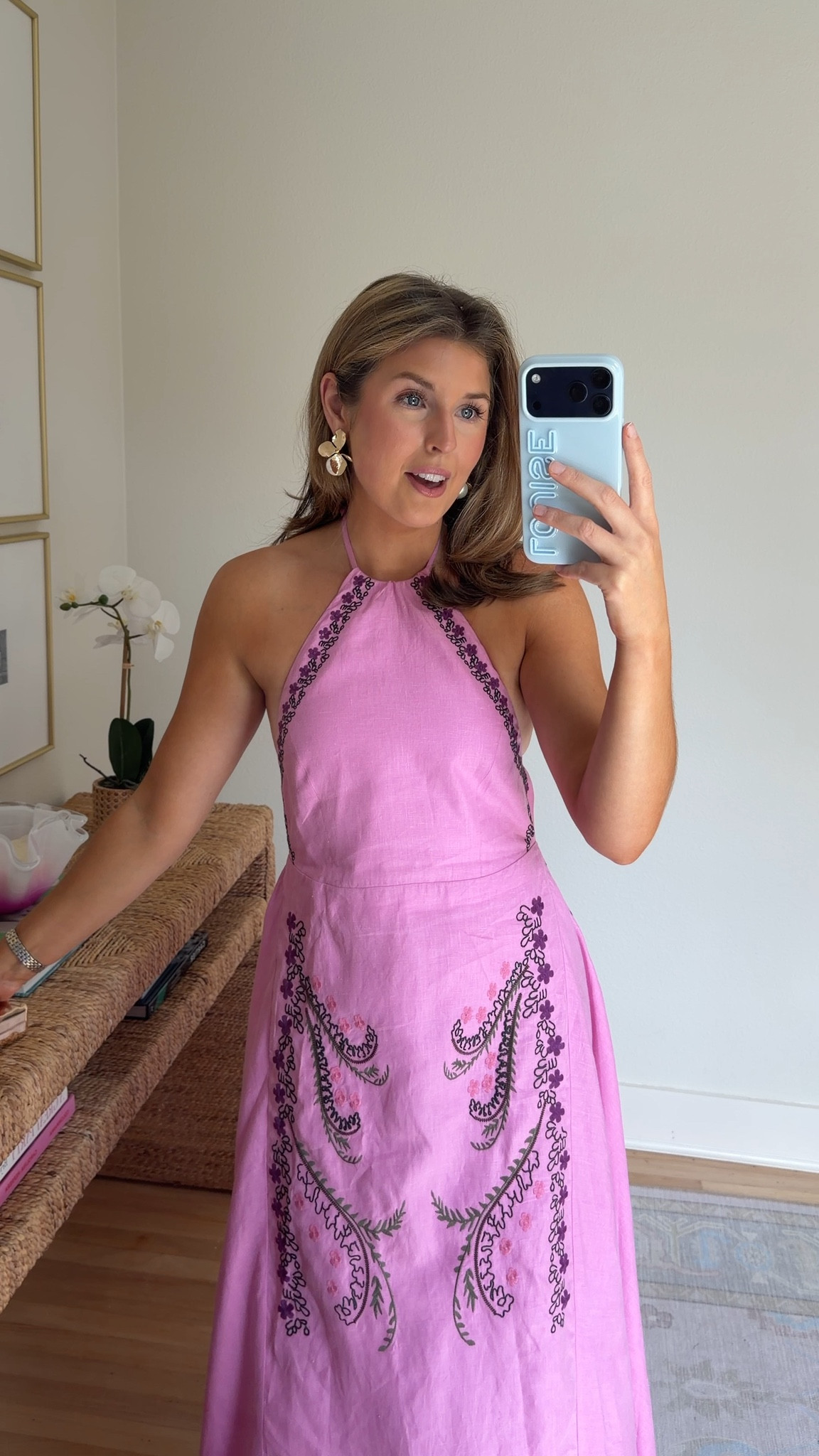 Linen summer cocktail dress! Wearing a S